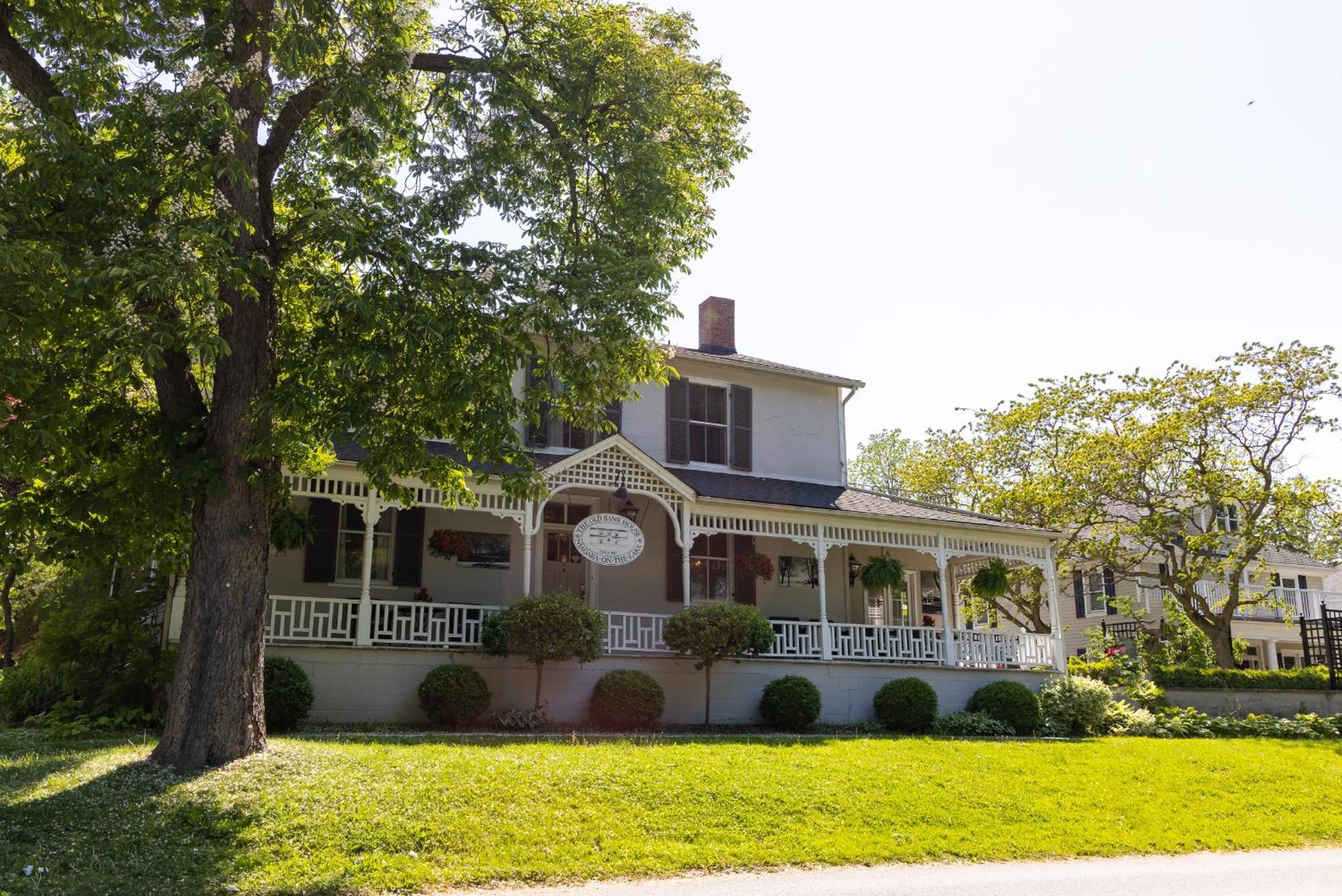 The Old Bank House Hotell Niagara-on-the-Lake Exteriör bild